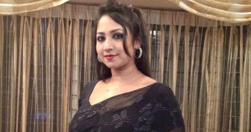 সহবাসের সময় মেয়েদের স্তন টিপার সঠিক নিয়ম এবং কখন পুরুষাঙ্গ প্রবেশ করাবেন জেনে নিন। (ভিডিও সহ)