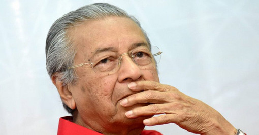 সবাইকে অবাক করে প্রধানমন্ত্রিত্ব হস্তান্তরের যে সিদান্ত নিলেন মাহাথির