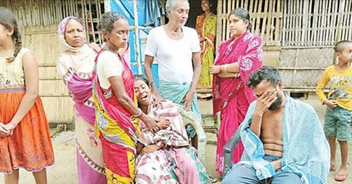 প্রতিবেশির সাথে বিধবা দাদীর অবৈধ সম্পর্ক, খেসারত দিলো নাতনী!