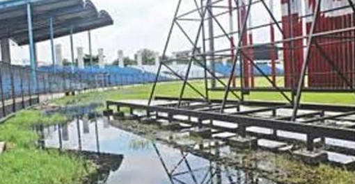 বৃষ্টির পানির নিচে খান সাহেব ওসমান আলী স্টেডিয়াম