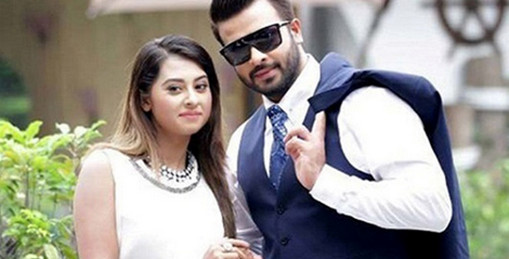 বেড়িয়ে আসলো থলের বিড়াল, বুবলীকে বিয়ের প্রস্তাব শাকিবের