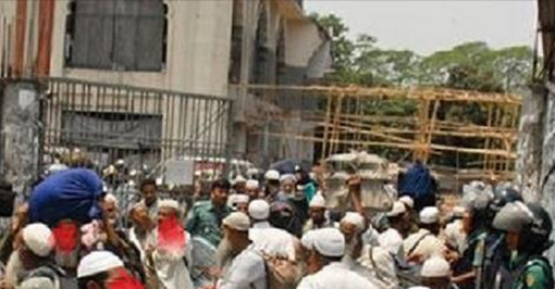 খুন করে গাঁ ঢাকা দিতে তাবলিগ জামাতে গিয়েও ধরা খেলো খুনি !