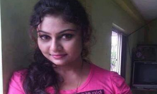 মেয়েদের কোন জায়েগাটা ছেলেরা চুমো দিলে বা আদর করলে মেয়ের দ্রুত পতন হয়ে যাবে? (বিস্তারিত ভিডিও সহ)