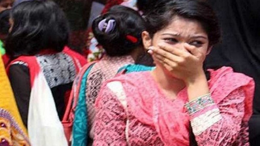 আপু আমি বউ-মেয়েকে ছাড়া বাঁচতে পারবো না, প্লিজ হেল্প মি!