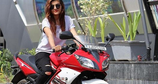 গ্রেফতারও হয়েছেন অনেক বার কে এই লেডি ডন, যার নামে কাঁপে এলাকা!