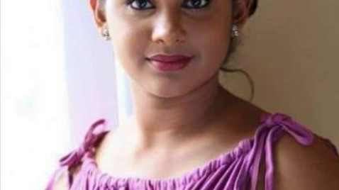 বিয়ের পর পাত্রকে আমেরিকা নিয়ে যাওয়া হবে।ডিভোর্সি পাত্রী নিজে পাত্রের খুজে ভিডিও দিল..দেখুন ভিডিওটি..