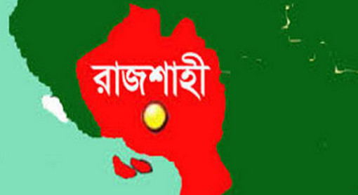 রাস্তার ধারে পড়ে থাকা কে এই তরুণী জানেন?