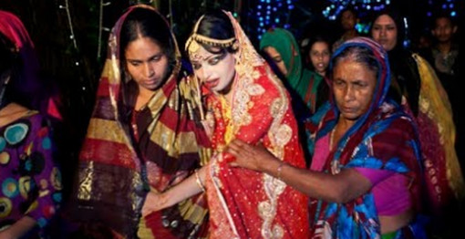 বিয়ের রাতে আদর্শ মা-নানিরা কন্যাকে যা শিখিয়ে দেন