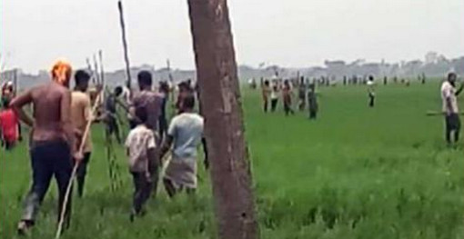 মসজিদে মাইকিং করে ভয়ংকর সংঘর্ষ, আহত ২৫