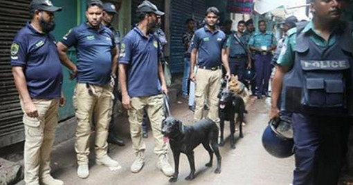 এইমাত্র পাওয়াঃ রাজধানীর দক্ষিণখানে মাদকবিরোধী অভিযান চলছে