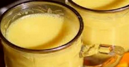 এক গ্লাস দুধের সাথে হলুদ মিশিয়ে পান করুন। তারপর ফলাফল নিজের চোখেই দেখুন