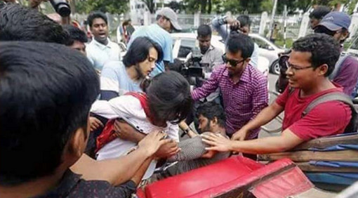 ‘আমার স্তনে হাত দেয়া ছেলে ফিরে যাক বাবা-মার কোলে’!
