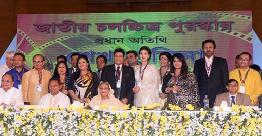 আজ যাদের হাতে উঠছে জাতীয় চলচ্চিত্র পুরস্কার