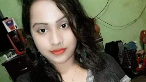 শুধু একবার দিতে দাও প্লিজ, বলতেই সে শারীরিক মেলামেশা শুরু করে…