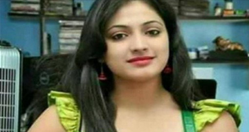 প্রথম মিলনে কিভাবে পুরুষাঙ্গ ঢুকাবেন স্ত্রীর গোপন স্থানে ? ভিডিও দেখে শিখে নিন