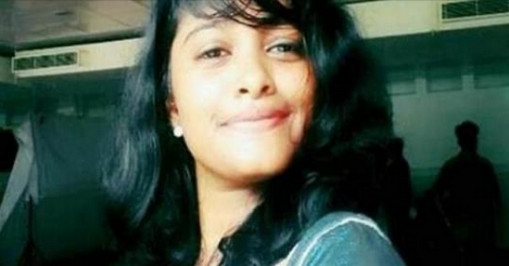 লেখাপড়ার খরচ চালাতে মাঝ রাতেই বিছানা ছাড়তে হয় এই কলেজ ছাত্রীকে, তারপর…