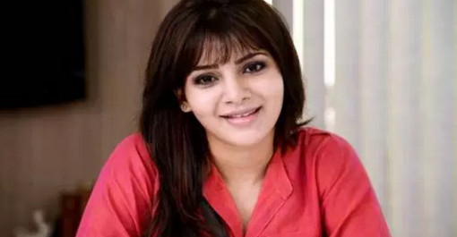 ১৫ টি কাজ যা প্রতিটি মেয়ে গোপনে করে কিন্তু কখনই তা স্বীকার করে না!!