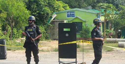 গত ২৯ সেপ্টেম্বর কোন পরিচয়পত্র ছাড়াই বাড়িটি ভাড়া নিয়েছিল জঙ্গিরা!