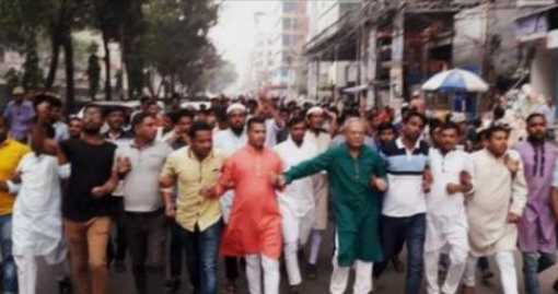 এই মাত্র পাওয়া ব্রেকিং নিউজঃ- রিজভীর নেতৃত্বে হঠাৎ রাজপথে নেমেছে বিএনপি!